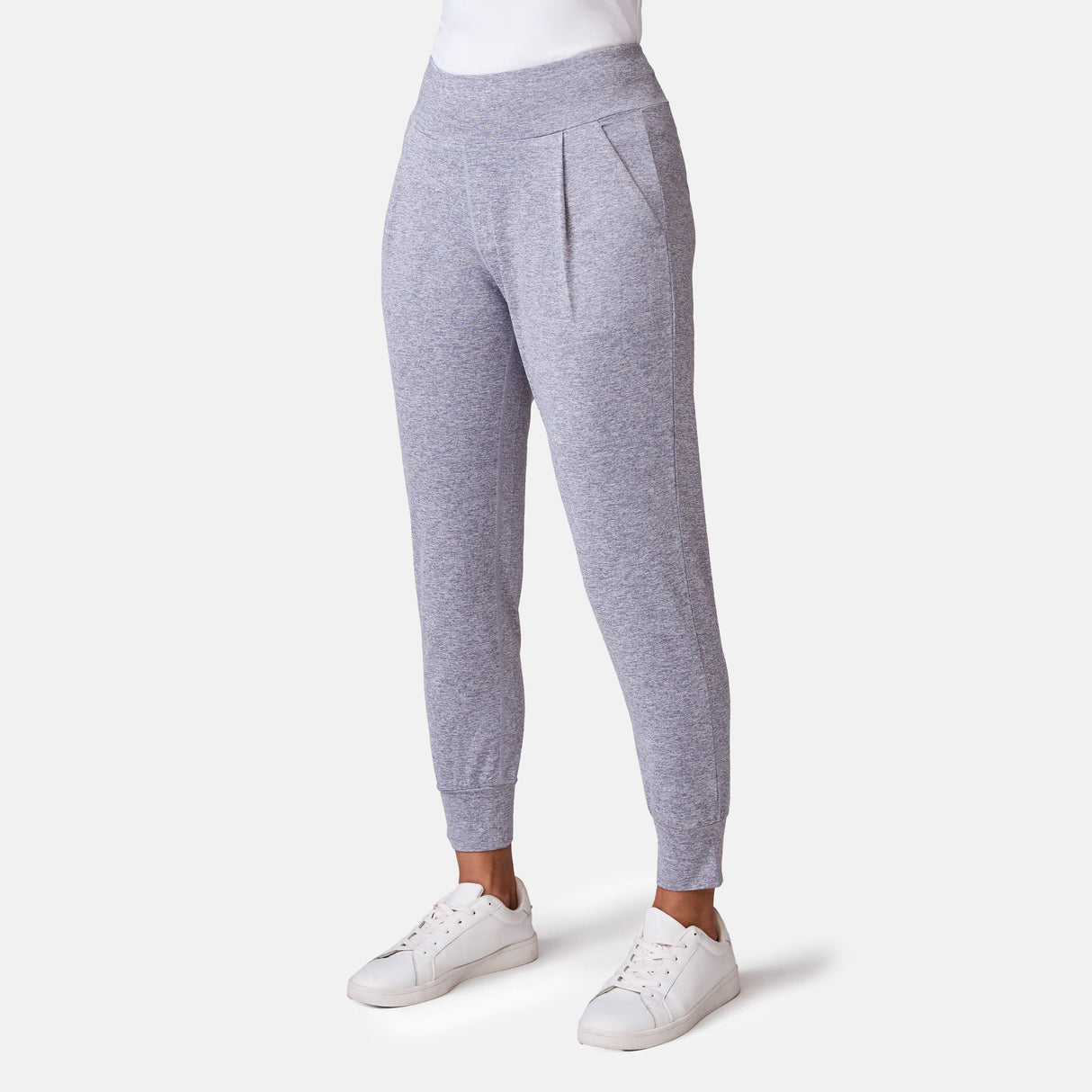 Women's Cloud Knit Pleated Jogger
