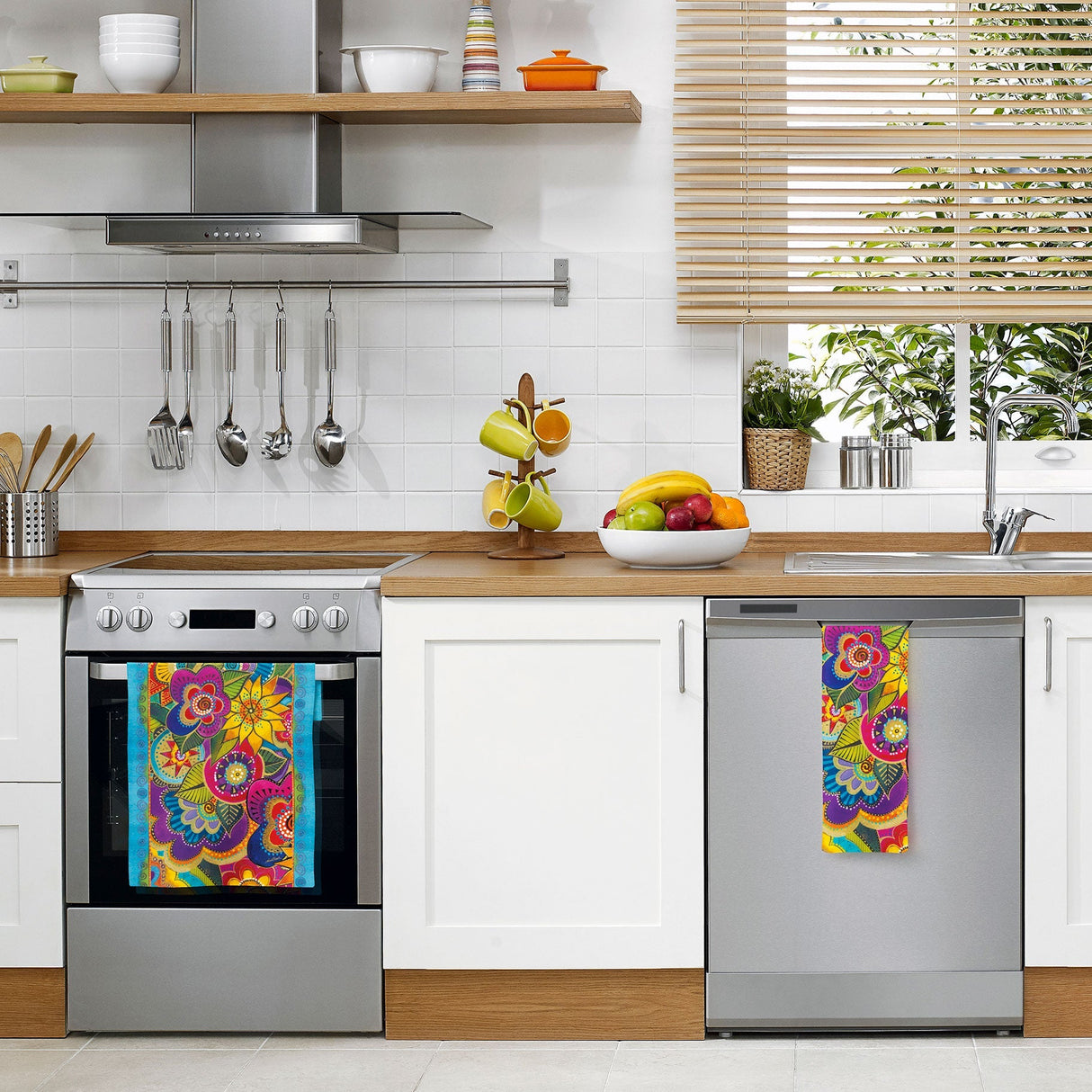 Laurel Burch Carlotta's Garden Cotton Tea Towel – Flat Weave, Absorbent