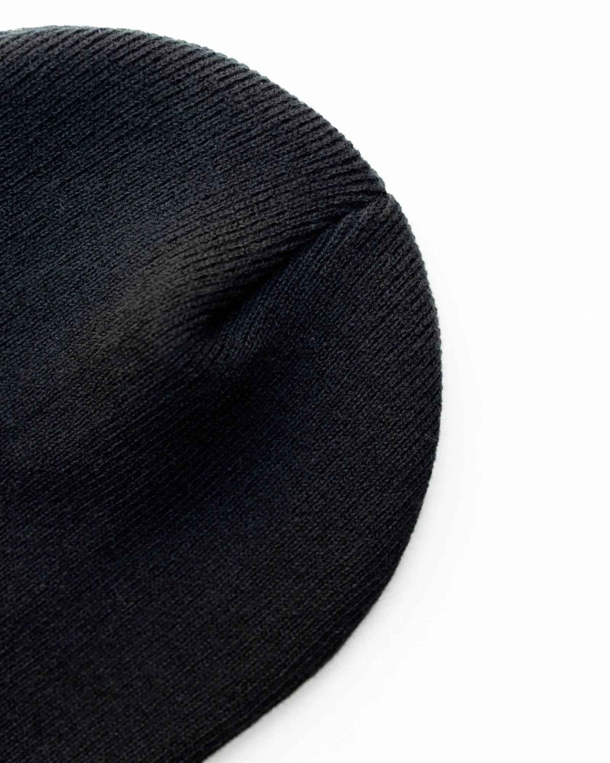 CS101 HAAKWEAR Traditional Silent Cuffed Beanie, Midnight Black