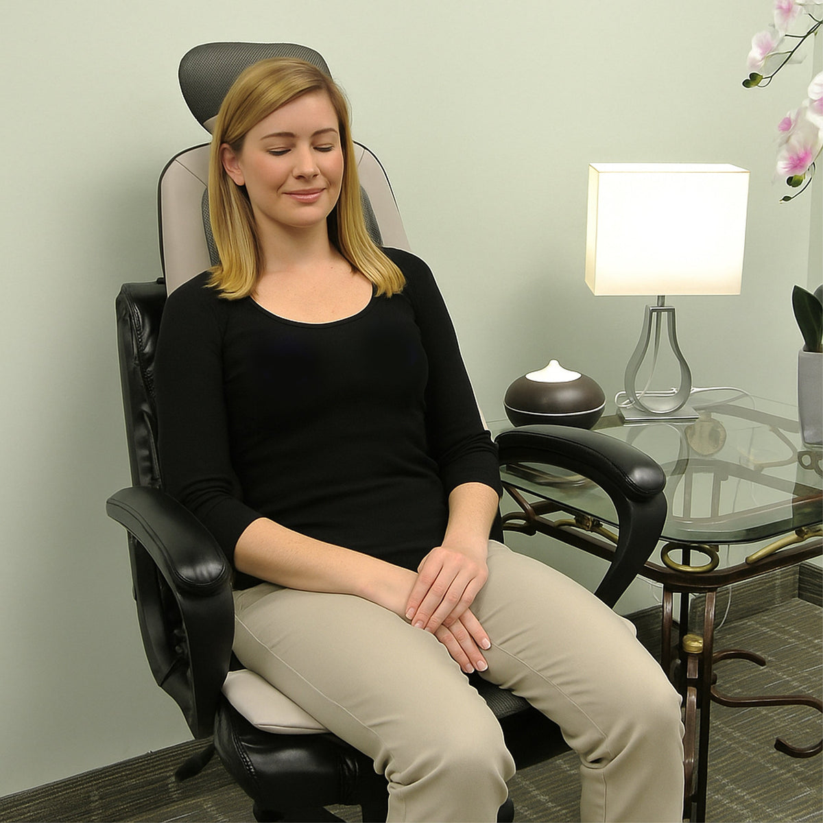 Carepeutic Op-Comfort Shiatsu and Rolling Massage Cushion with Vibration and Heat