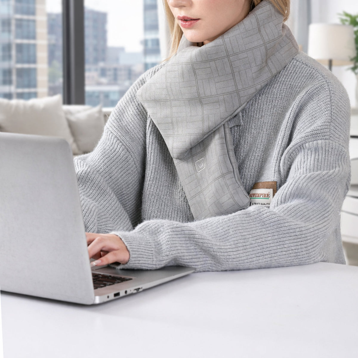 Carepeutic Cordless Wearable Washable Heating Neck Wrap, Unisex