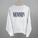 Mommin' Blue Text