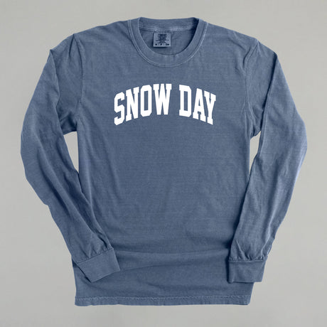 Snow Day Arch