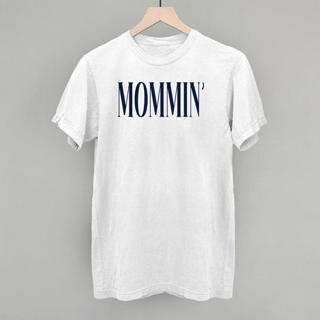 Mommin' Blue Text