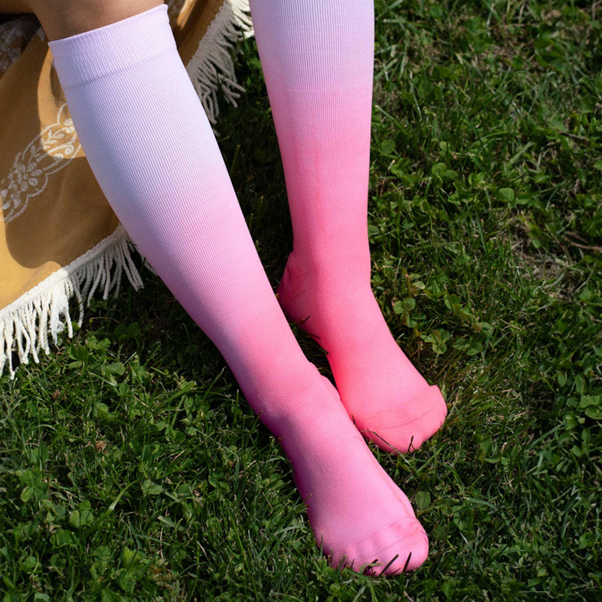 Knee-High Compression Socks – Ombre