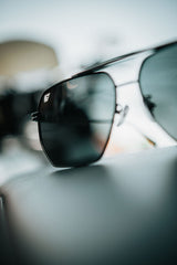 The Edge. Black/Black